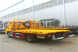 钟楼区附近拖车救援搭电